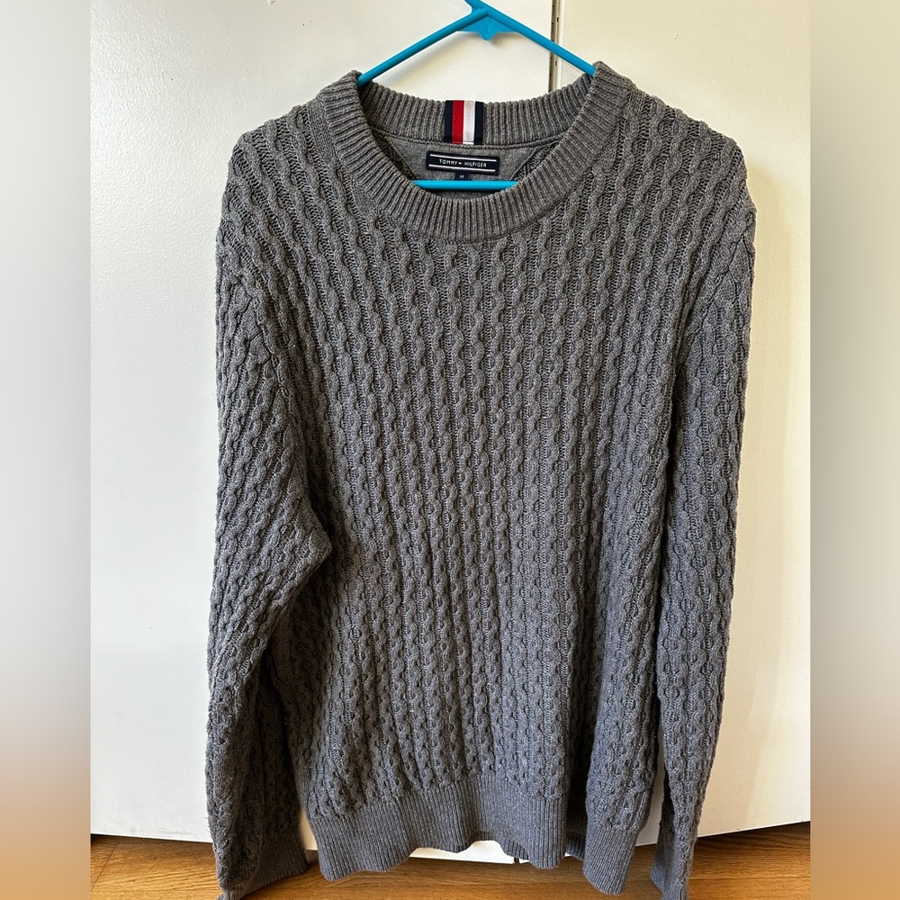 Tommy Hilfiger cable knit sweater